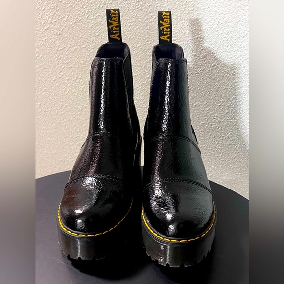 NEW Dr. Martens ROZALIE DISTRESSED PATENT LEATHER HEELED PLATFORM CHELSEA BOOTS - Picture 4 of 12